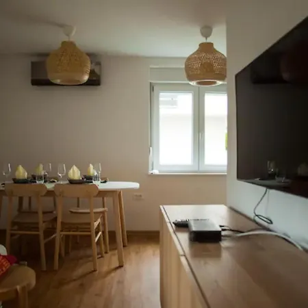 Chang Thai Apartmán Lublaň