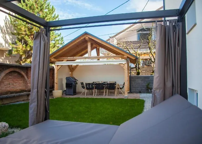 Апартаменти Chang Thai *