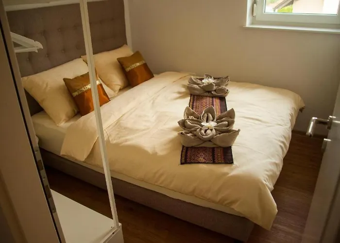 Chang Thai Апартаменты Любляна